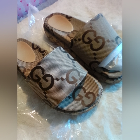 GG Monogram Style Platform Slip-On Sandals – Designer Inspired – New - SIZE 8 - Picture 11 of 14